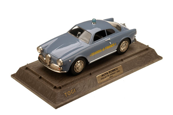 ALFA GIULIETTA GUARDIA DI FINANZA